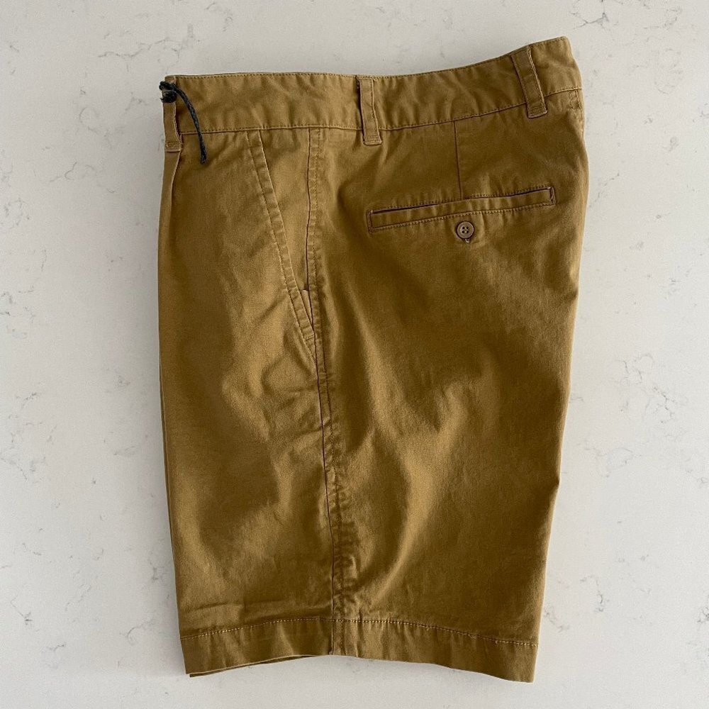 Empyre Pleated Chino Cotton Shorts Golden Khaki Tan Sz 28 NWOT